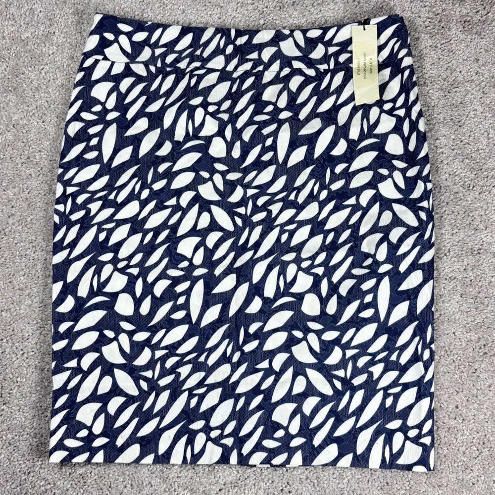 Estelle and Finn Pull On‎ Slim Skirt Navy Leaf Print Size 8 Style 3313